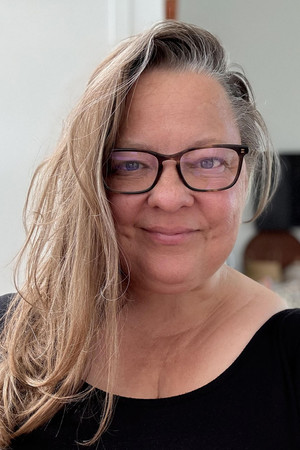 Connie Nartonis Thompson