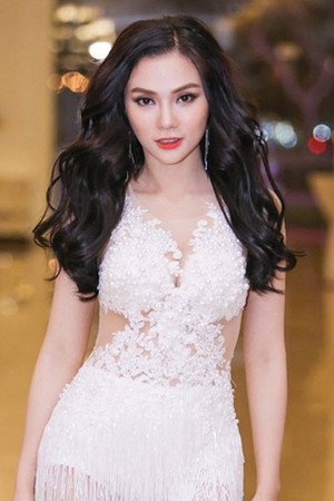 Portrait of Thu Thuỷ
