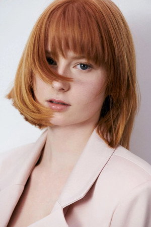 Portrait of Alysha Hübner