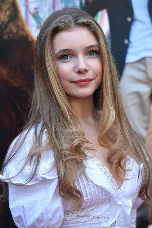 Eleanor Worthington-Cox — The Movie Database (TMDb)