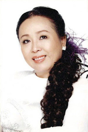 Portrait of Thu Hiền
