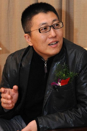 Portrait of Manyang Yu