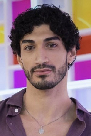 Portrait of Zach Georgiou