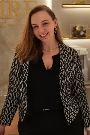 Portrait of Amanda Kaye