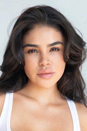 Portrait of Fernanda Flores
