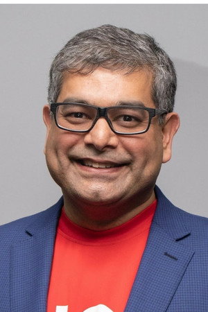 Portrait of Kashif Ansari