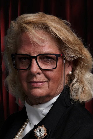 Portrait of Elaine Savard