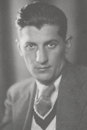 Portrait of Leon Khoja-Einatoff