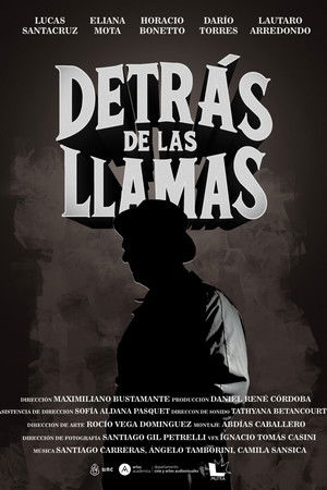 Detrás de las llamas