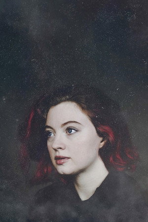 Portrait of Lizzie Gilholme
