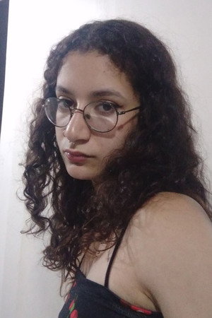 Portrait of Thaynara Angelo