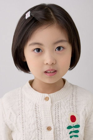 Portrait of 이서윤