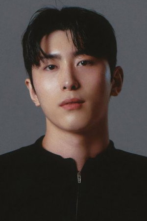 Portrait of Lee Jong-min