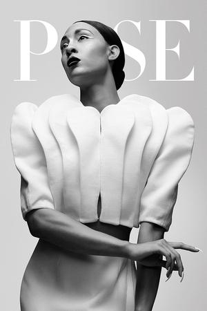Pose