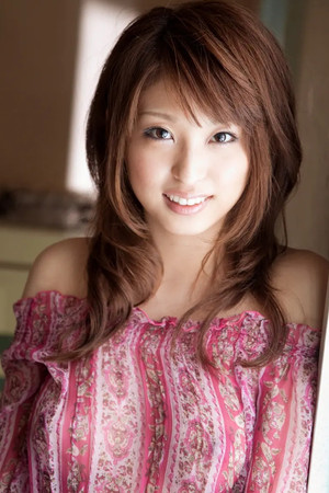 Portrait of 秋山祥子