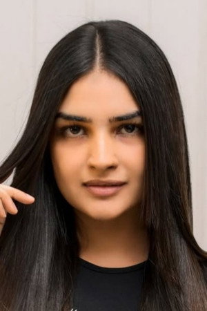 Portrait of Shenaya Vanhoff