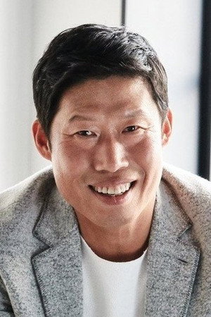 Portrait of Yoo Hai-jin