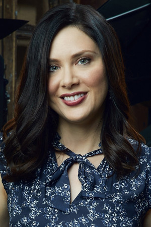 Portrait of Jennifer Stratton