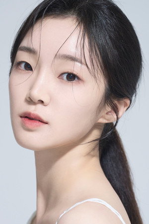 Portrait of Son Da-yeon