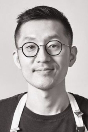 Portrait of 강민구