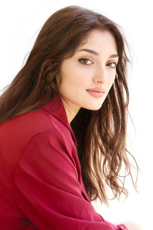 Portrait of Zainab Raza