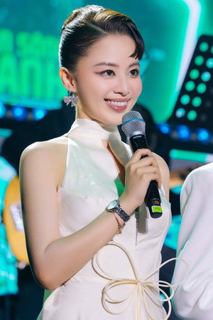 Portrait of Tuyền Tăng