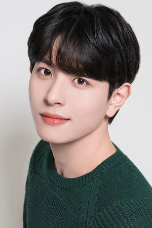 Portrait of Lee Min-uk