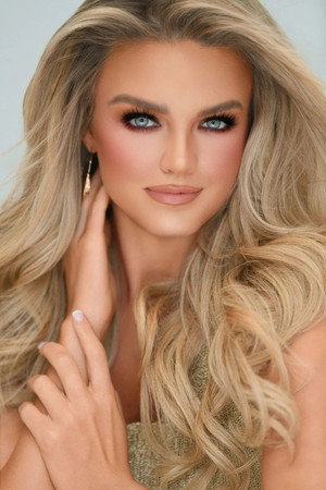 Portrait of Breana Bagley