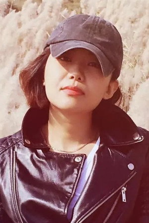 Portrait of 李佳妮