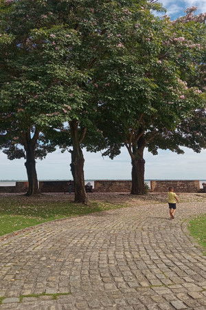 Me levem, nossas manhãs quentes