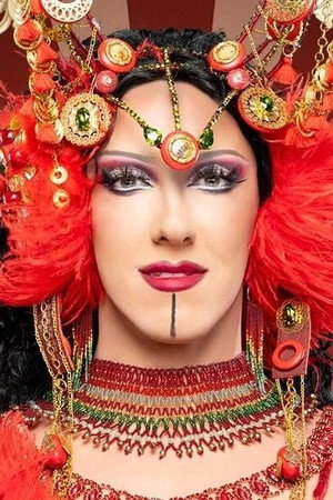 Portrait of Mya Foxx
