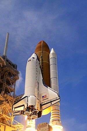 The Space Shuttle: Triumph and Tragedy