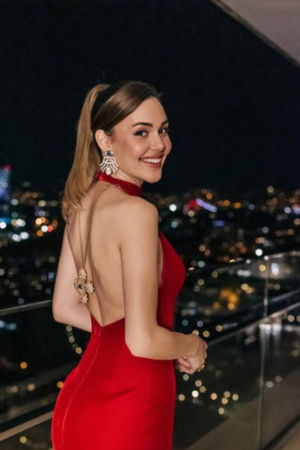 Berfu Yenenler ile Talk Show Perileri