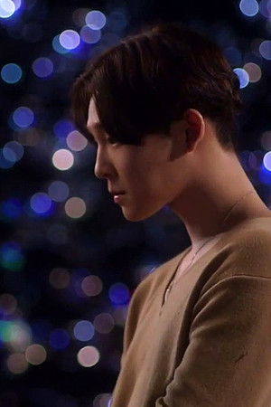 검은 달빛 아래서