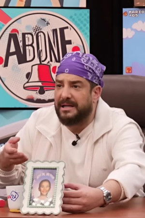 Enis Arıkan İle Boş Ders