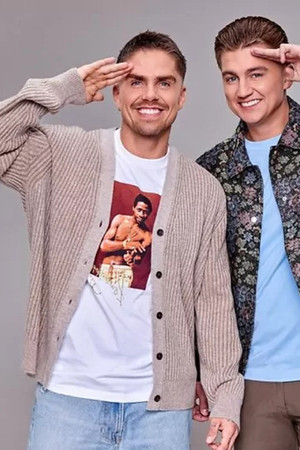 Hazes & Hoogkamer: Tot uw dienst