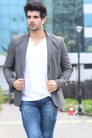 SHAHNAWAZ BAQAL(RUFY KHAN)