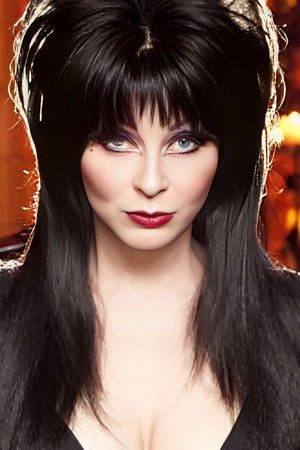 Elvira's Movie Macabre