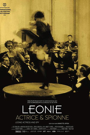 Leonie, Actrice en Spionne