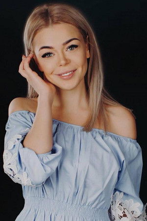 Алина Гроссу