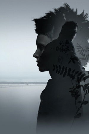 Ejderha Dövmeli Kız