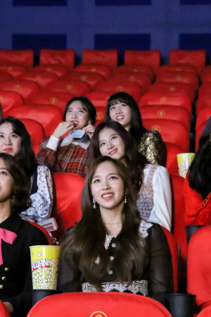 TWICE TV