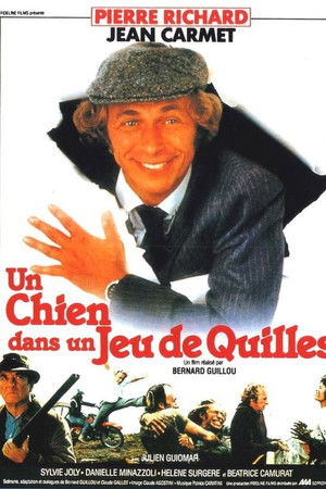 Un chien dans un jeu de quilles