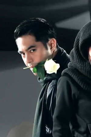 กุหลาบ ตัด เพชร