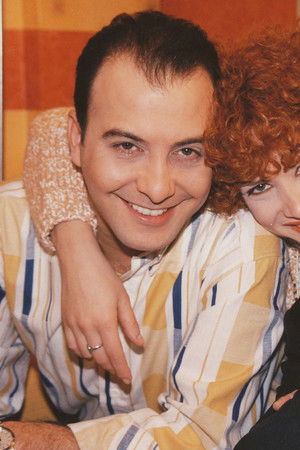 Ayrılsak da Beraberiz