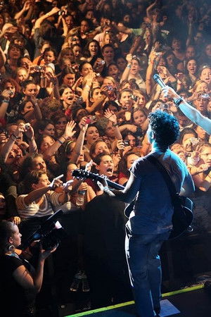 Jonas Brothers: Living the Dream