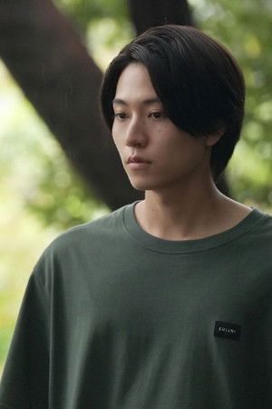 ひと夏の共犯者