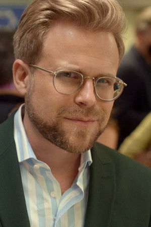 Adam Conover ile Siyasetin Kirli Yüzü