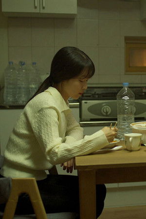 마주보는 사람에게