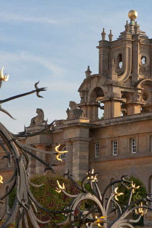 Schlösserwelten Europas